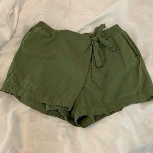 Anthropologie Ella Moss Olive Green Yasi Shorts Size M